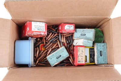 Lot 2922 - Box of assorted bullet heads for reloading