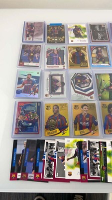 Lot 1486 - 35 Top Loaded Barcelona Signatured/Serial...