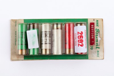 Lot 2602 - (S1) 6 x 12 bore signal cartridges by Nike...