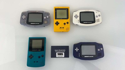 Lot 1085 - 3x Nintendo GameBoy Advance consoles, GameBoy...