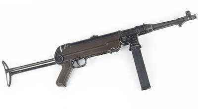 Lot 150 - Boxed .177 (BB) Umarex Legends German MP40 Co2...