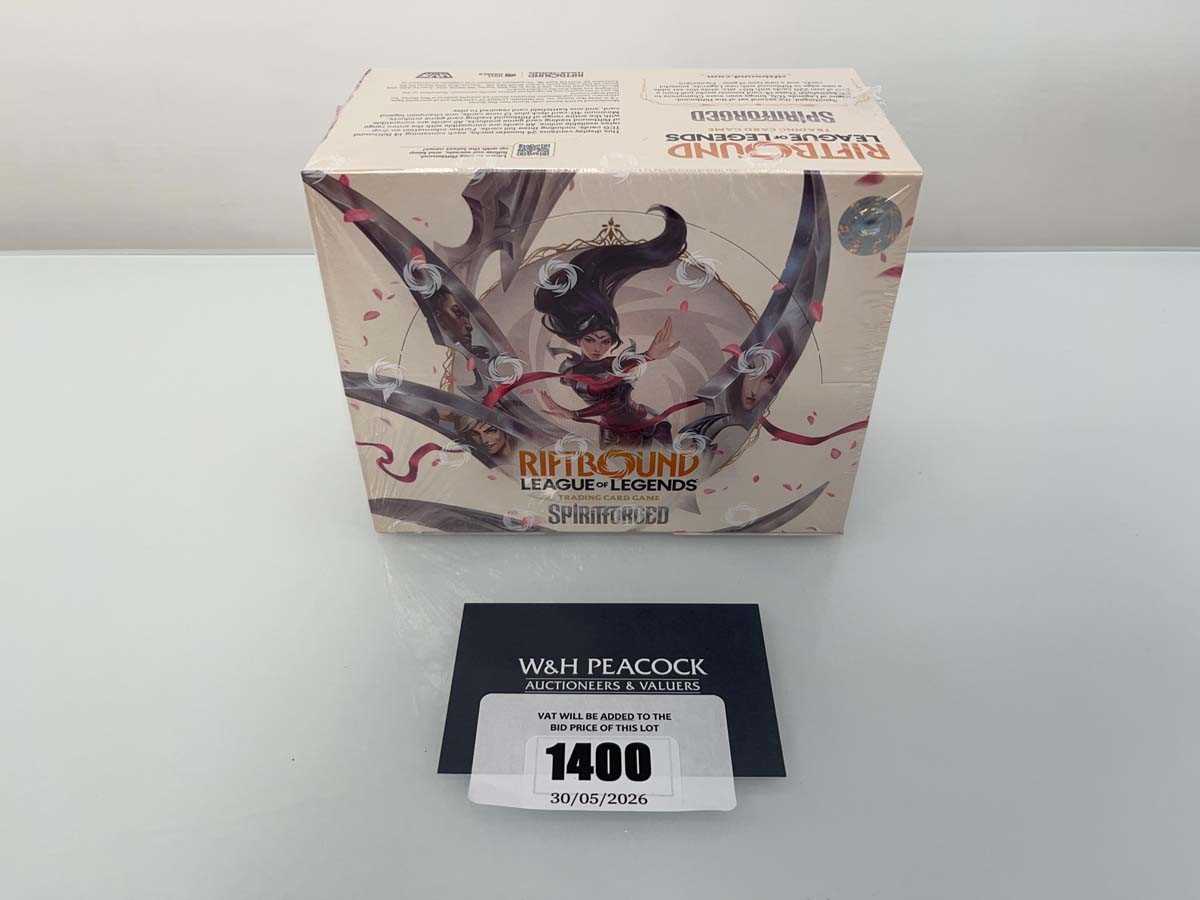 Lot 1400 - Riftbound: League of Legends TCG -...
