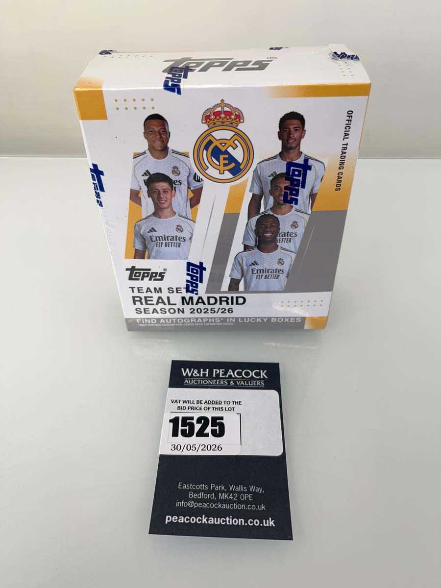 Lot 1525 - Topps Real Madrid 2025/26 Team Set Box
