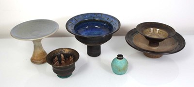 Lot 82 - A group of five Brian Dewbury studio pottery...