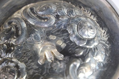 Lot 200 - A Regency silver teapot of squat form with...
