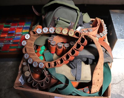 Lot 2089 - (S2) Box assorted cartridge belts, bags and...