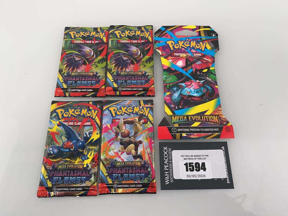 Lot 1594 - Pokémon TCG: Mega Evolution - Phantasmal...