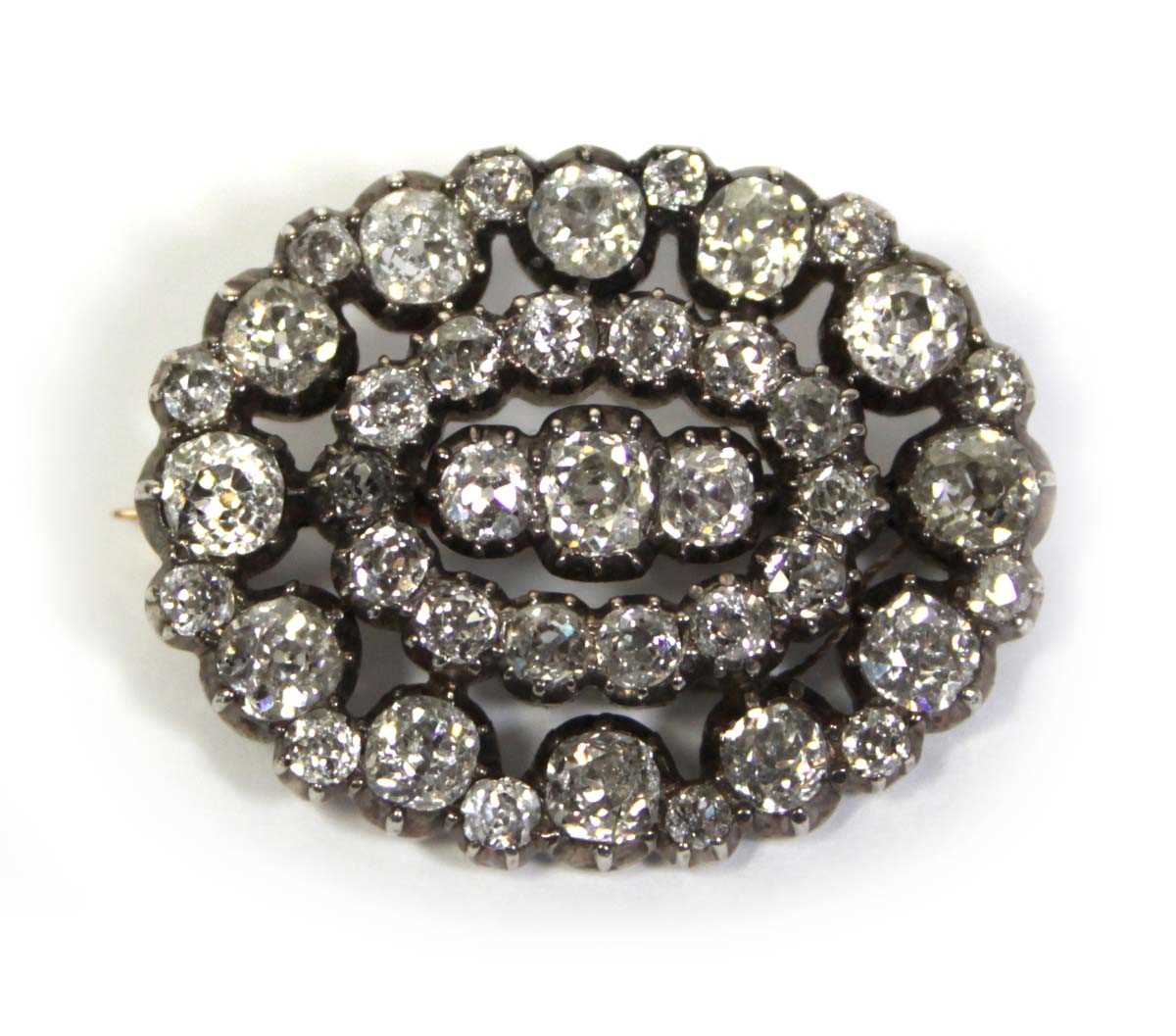 Lot 656 - A late 19th/early 20th century oval openwork...
