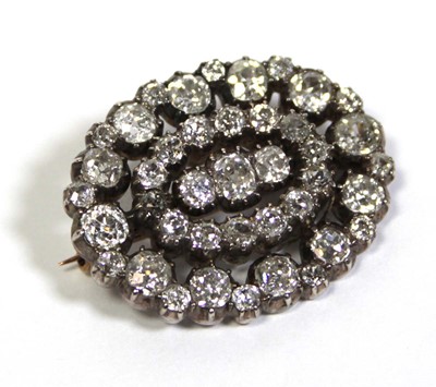Lot 656 - A late 19th/early 20th century oval openwork...