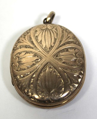 Lot 665 - A yellow gold belcher link watch chain with...