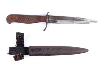 Lot 62 - WWI German trench knife