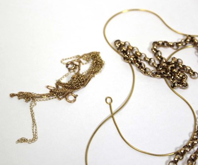 Lot 681 - Five 9ct yellow gold necklaces, various links...