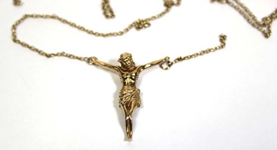 Lot 682 - A 9ct yellow gold chainlink necklace...
