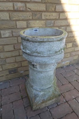 Lot Decorative weathered terracotta Chimney pot