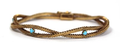 Lot 683 - An 18ct yellow gold double feather link...