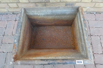 Lot Galvanised wall mounted farmyard feeder