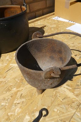 Lot 2 Cast Iron single handled Cauldrons together...