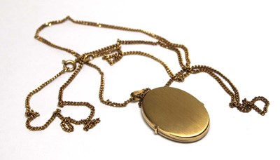 Lot 698 - A 9ct yellow gold fine curblink necklace...