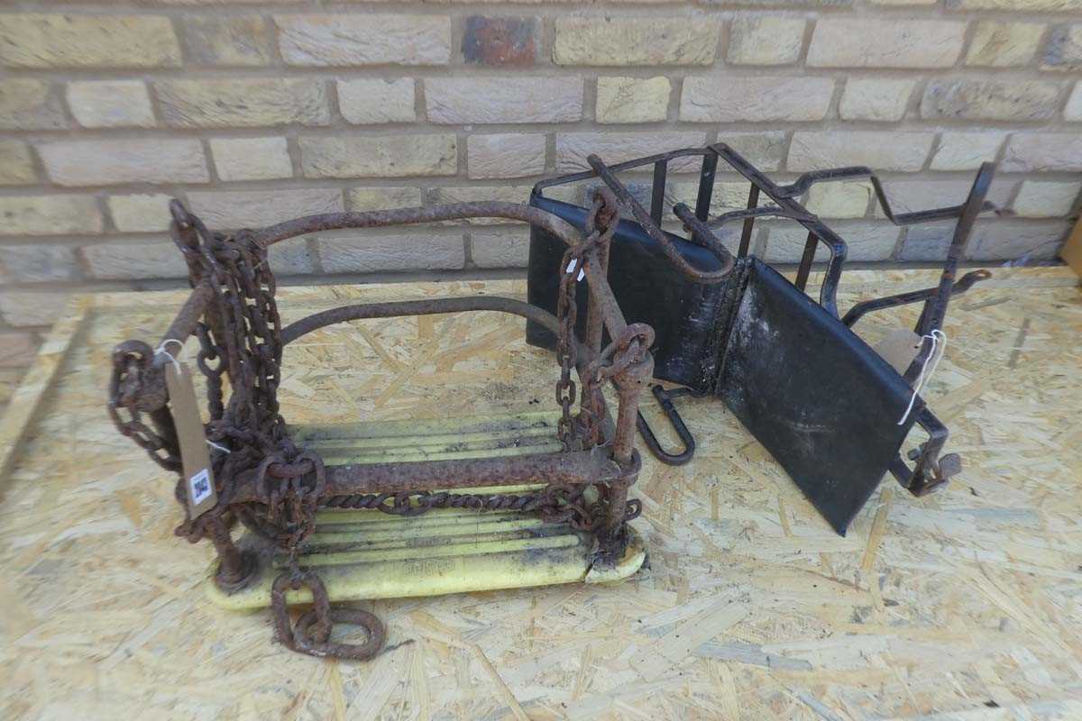 Lot Vintage Wrought Iron children's swing seat...