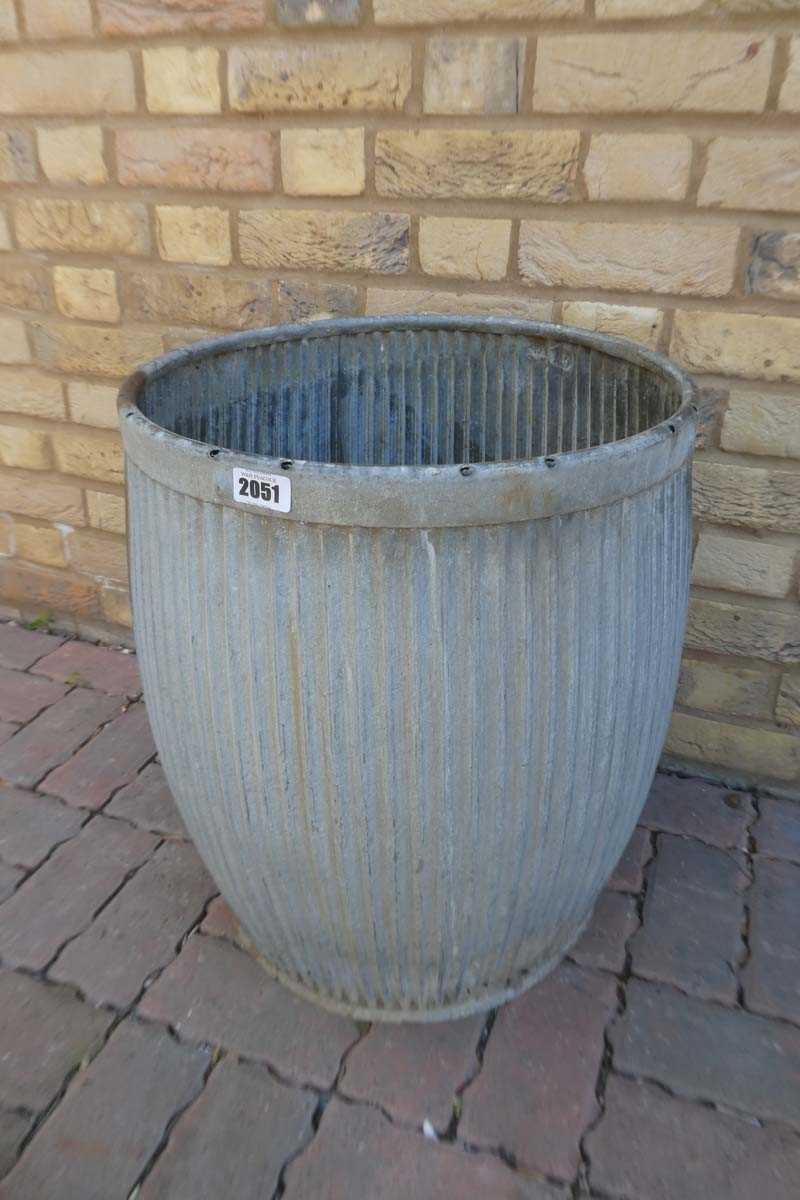 Lot Small Galvanised ribbed drum