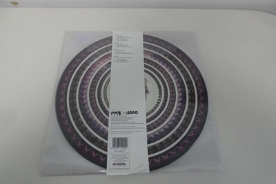 Lot 1010 - Oasis The Master Plan ltd. ed. 25th...