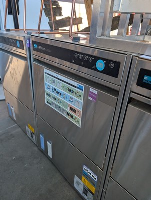 Lot 406 - 60cm Meiko Upster 1500S undercounter...