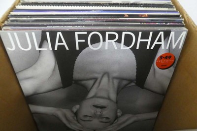 Lot 1050 - Small collection of 7" and 12" singles and...