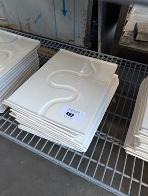 Lot 492 - 12 Dudson 30cm rectangular decorative plates