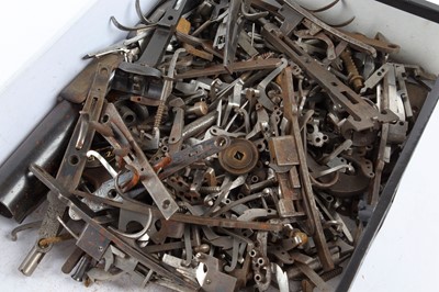Lot 1534 - Box of assorted gun spares