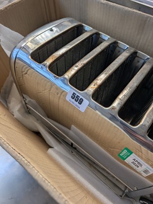 Lot 559 - Dualit 6-slice toaster