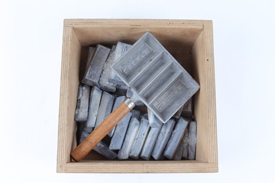 Lot 2954 - Lee ingot mold plus a quantity of lead ingots