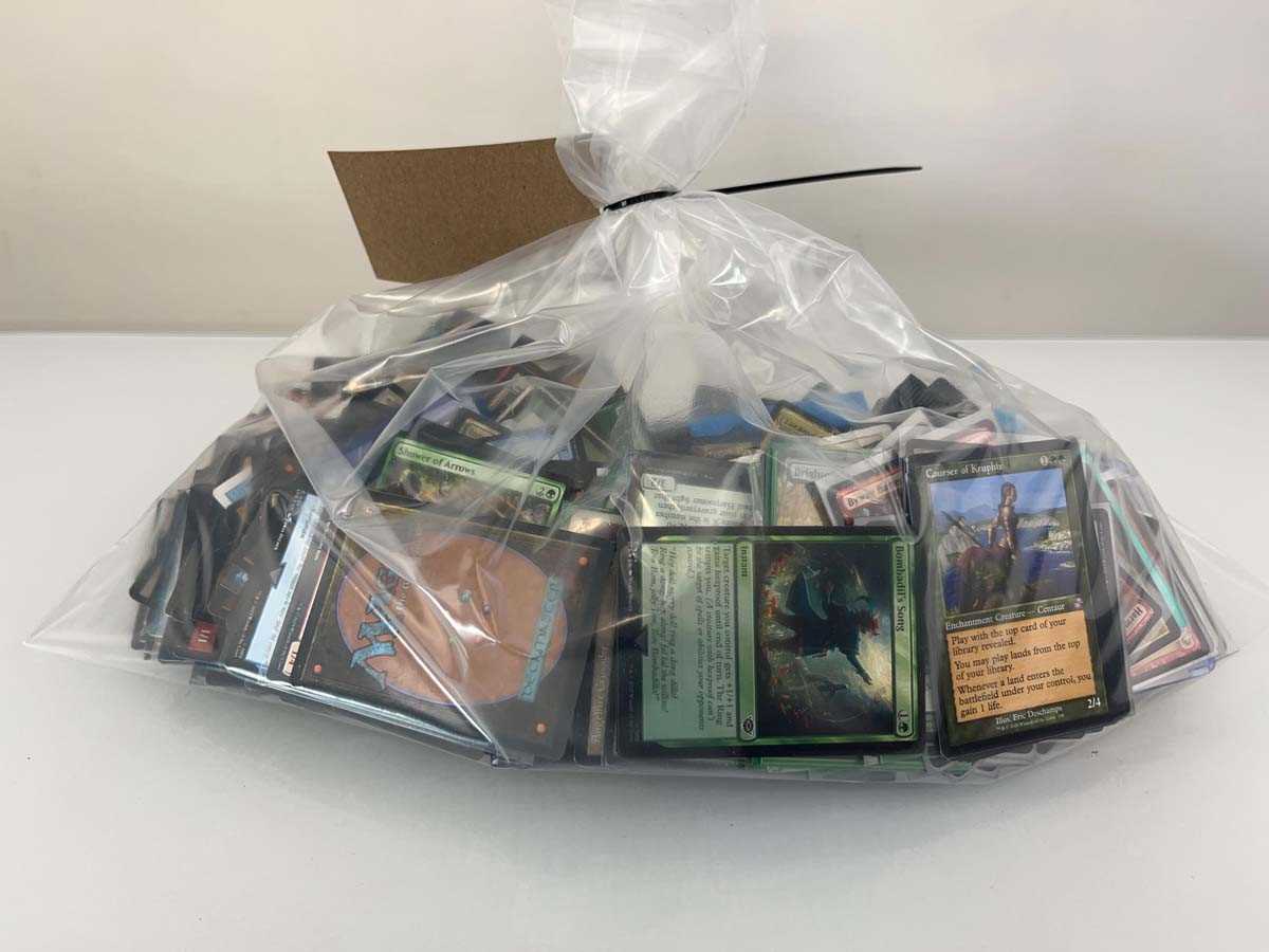 Lot 1756 - Bag containing a quantity of loose Magic the...