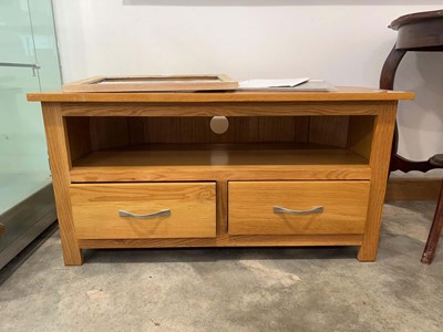 Lot 1003 - Modern light oak 2 drawer entertainment unit