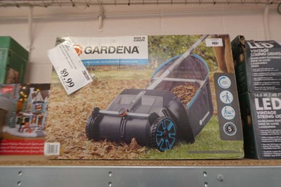 Lot 2031 - Boxed Gardena push along 90L leaf and grass...