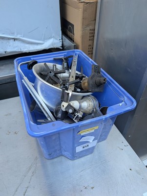 Lot 814 - Box of bar items to include optics and measurers
