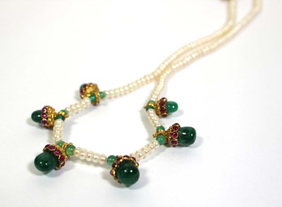 Lot 711 - A single strand cultured pearl necklace...