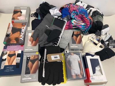 Lot 1965 - Mixed lot of mens and womens underwear, socks,...