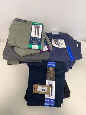 Lot 1970 - Approx. 14 pairs of men's trousers to include...