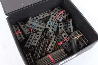 Lot 1198 - Box of .303 stripper clips