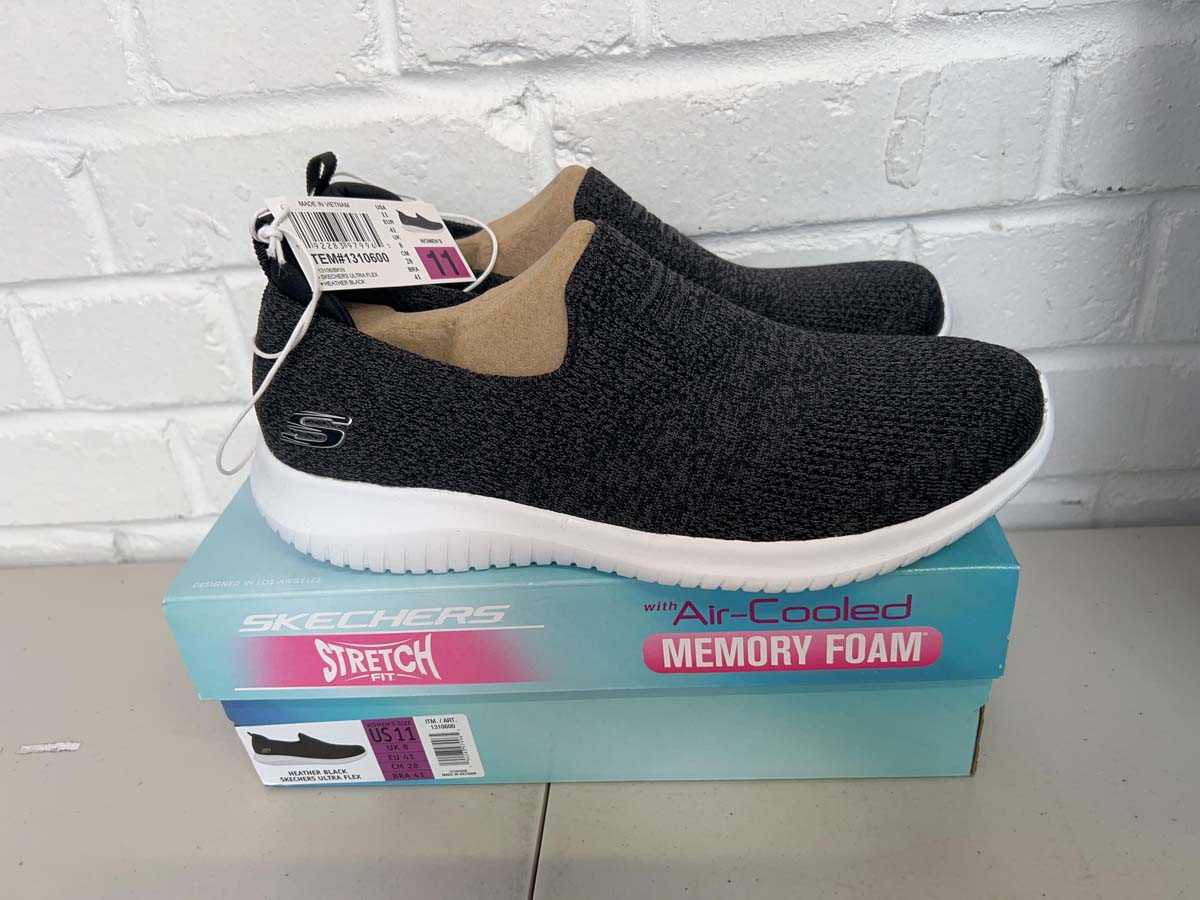 Lot Boxed pair of Skechers ultra flex memory foam...