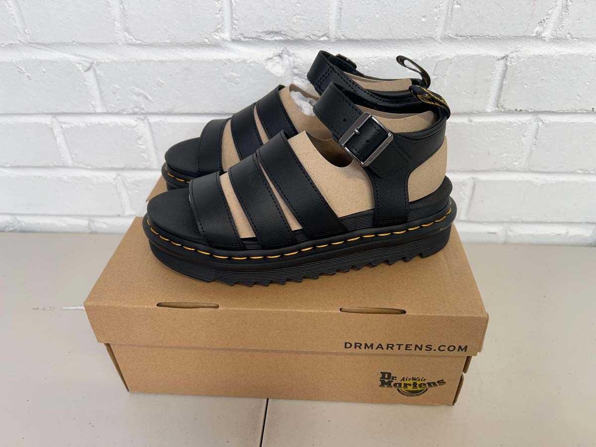 Lot Boxed pair of Dr. Martens air wair 'athena'...