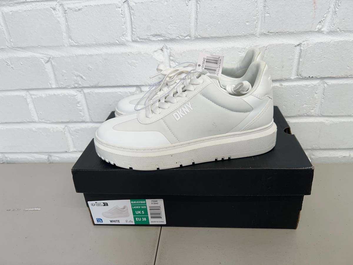 Lot Boxed pair of DKNY trainers size UK 6.