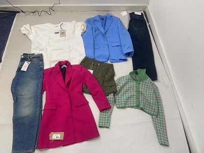 Lot 1652 - Zara & Sister Companies clothing