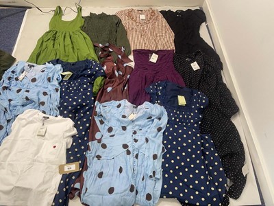 Lot 1670 - NoBody's Child clothing
