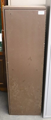 Lot 1402 - Security cabinet for 6 air rifles, with keys,...