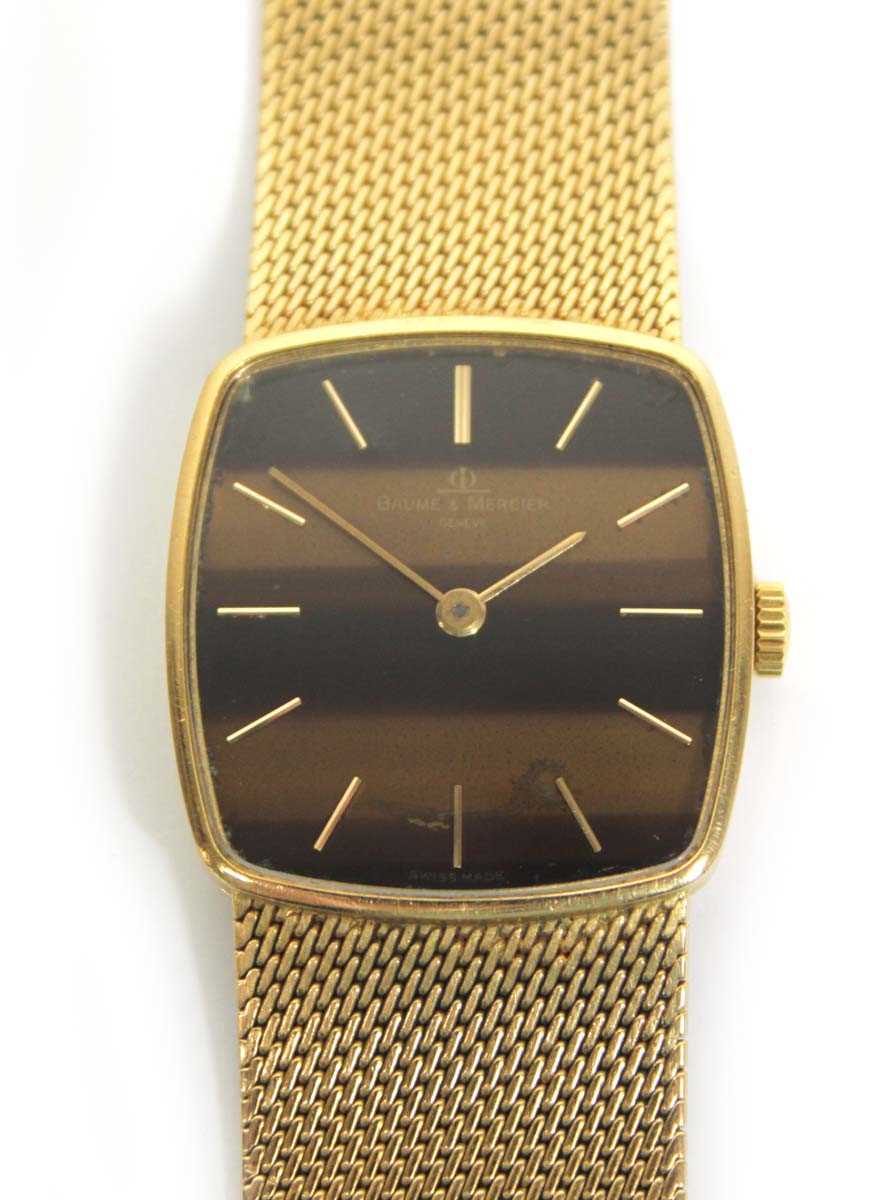 Lot 486 - A gentleman's 18ct yellow gold wristwatch by...