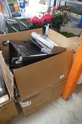 Lot 2018 - Boxed Nexgrill 3 burner stainless steel gas BBQ