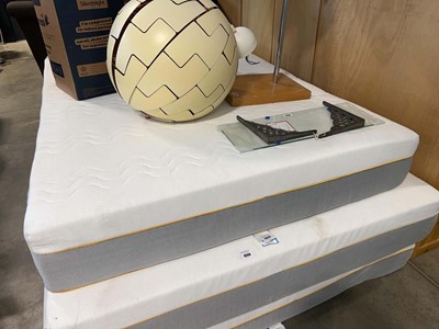 Lot 1039 - Dormeo hybrid memory foam mattress