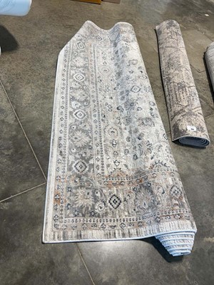 Lot 1046 - Gertmenian Hampton Court 200x274cm area rug