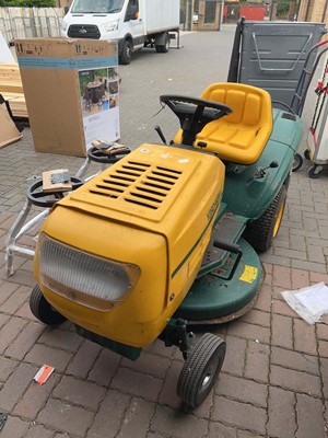 Lot 2201 - Yardman TA-4145 petrol ride on lawnmower with...